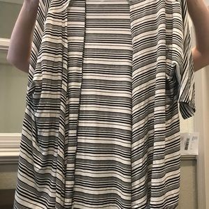 Lularoe Large NWT Lindsay